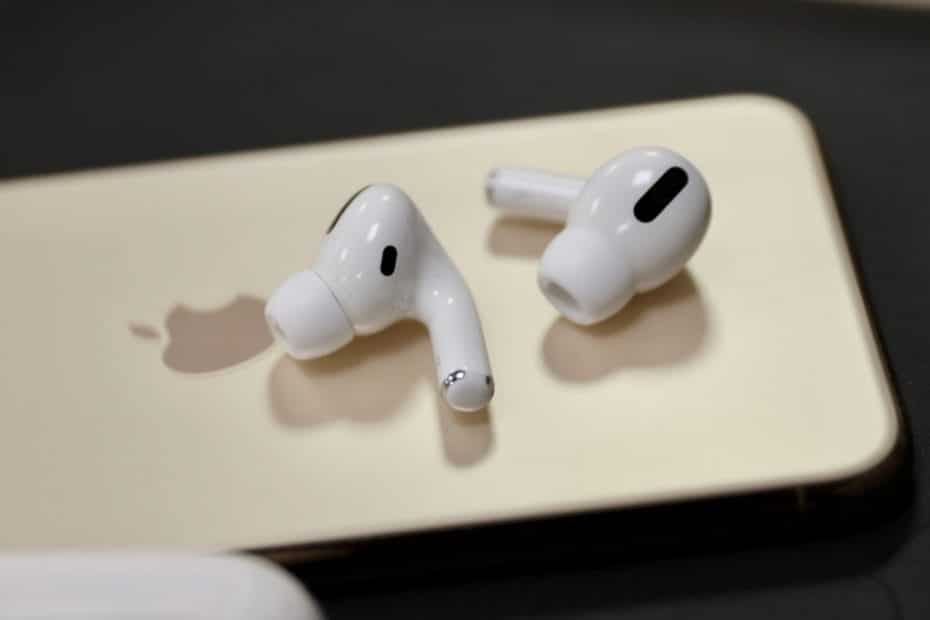 iPhone headphones