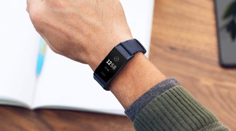 Fitbit Charge 4