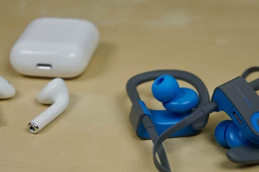 powerbeats 3 vs airpods sound quality