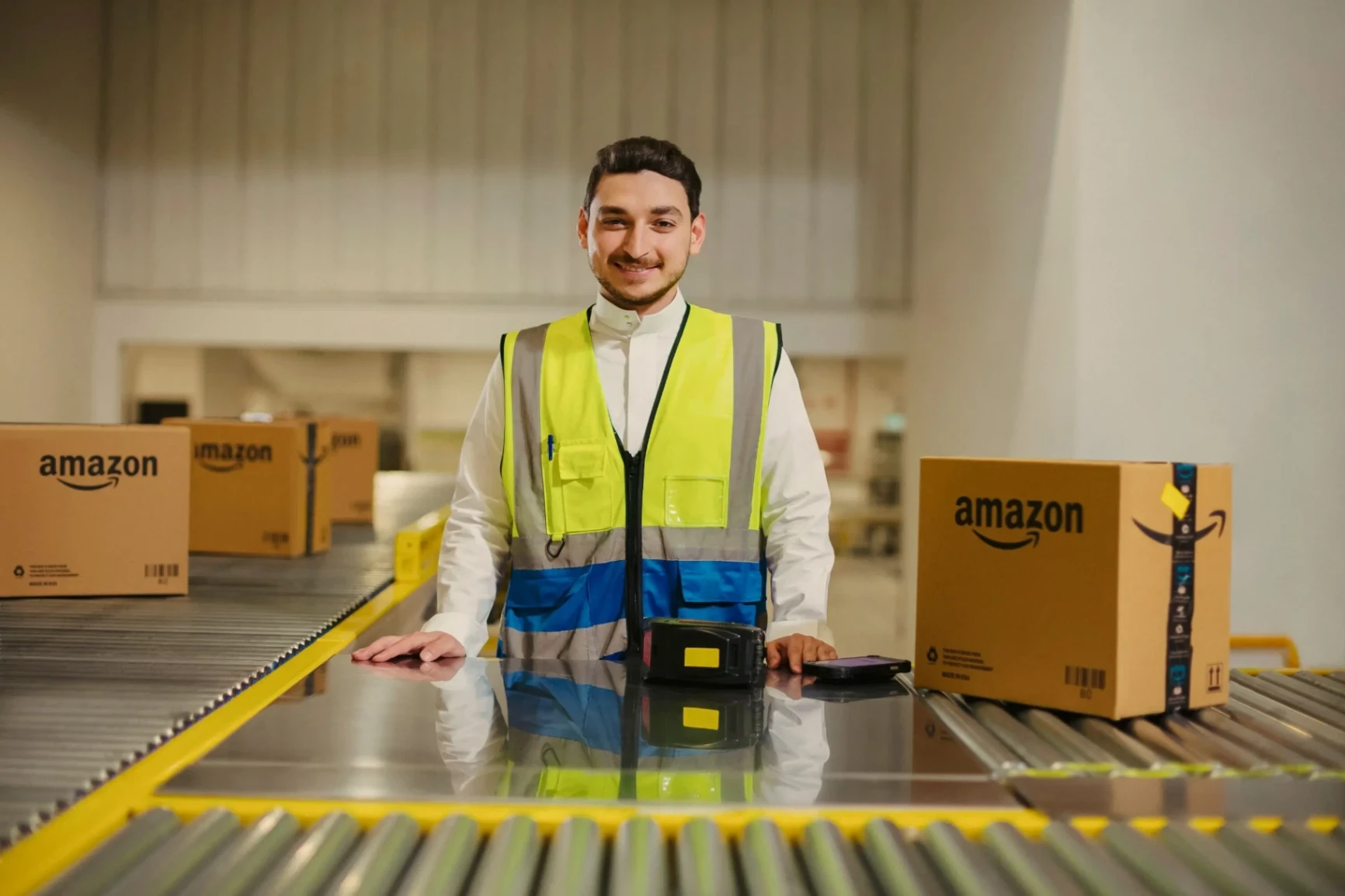 Amazon Hiring: How To Apply for Positions Now